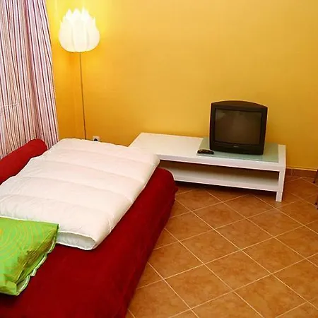 Apartment Saturn 6 *